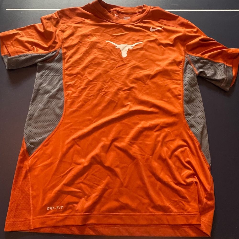 UT men’s dri fit. Size large.